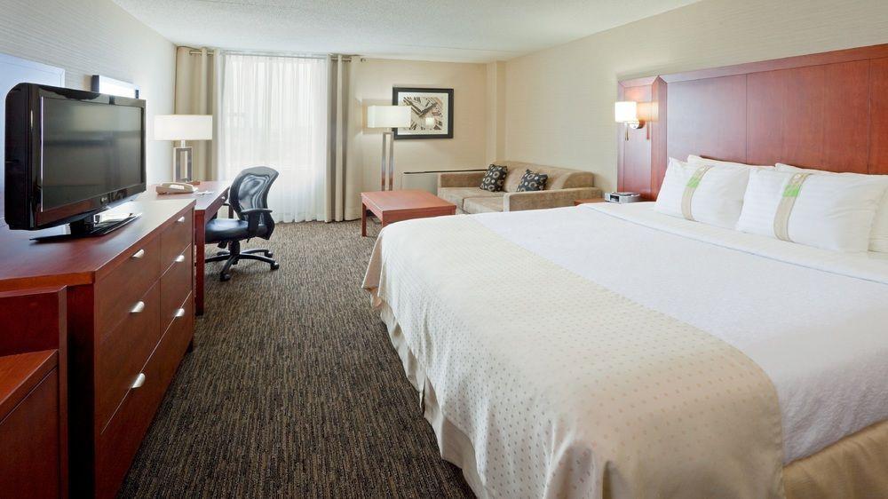 Holiday Inn Oakville Centre By Ihg מראה חיצוני תמונה