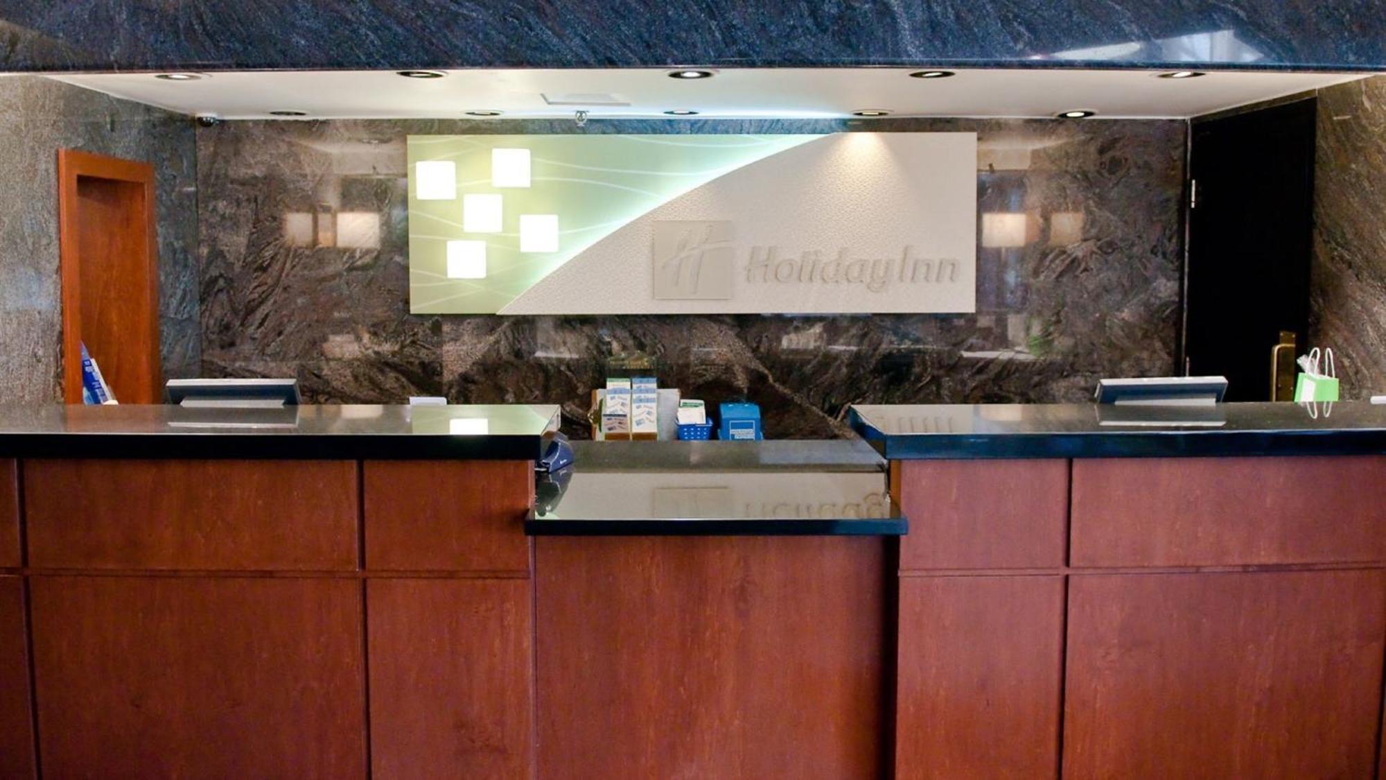 Holiday Inn Oakville Centre By Ihg מראה חיצוני תמונה