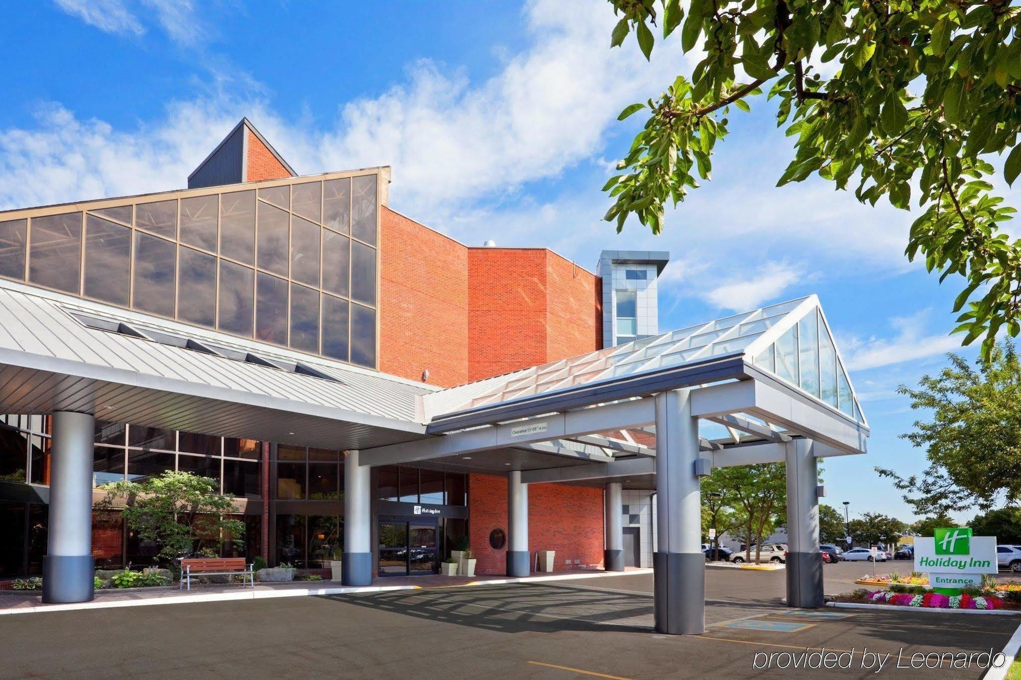 Holiday Inn Oakville Centre By Ihg מראה חיצוני תמונה