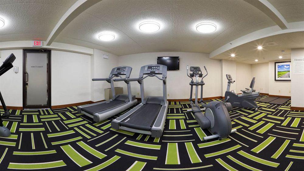 Holiday Inn Oakville Centre By Ihg מראה חיצוני תמונה